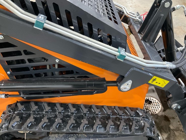 #1001-•-unused-landhero-ht380-mini-skid-steer-loader*-image-3