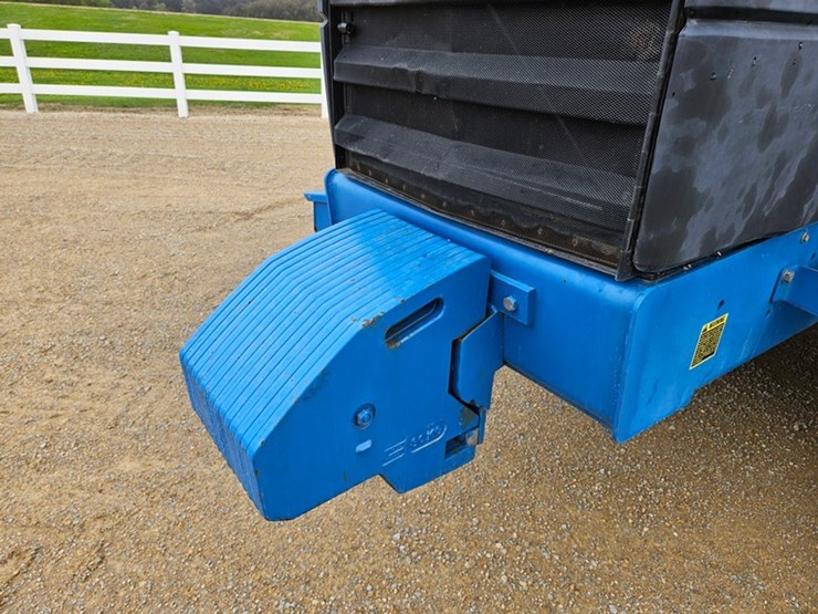 new-holland-9682-image-10
