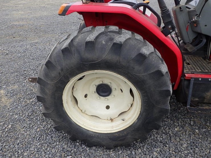 century-3647-tractor-loader-image-21