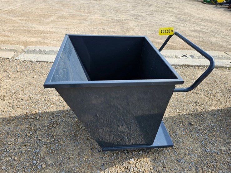 #102-•-roll-around-dump-hopper-image-2