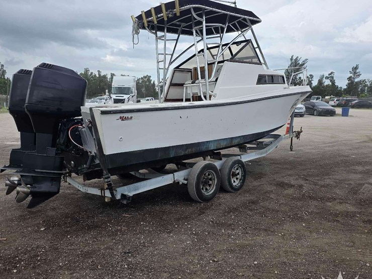 1980-23ft-mako-m238-boat-w/-25ft-t/a-boat-trailer-image-3
