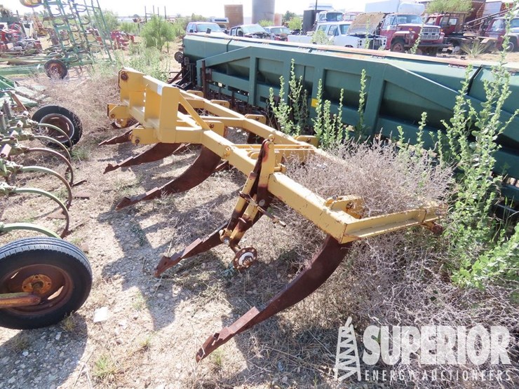 massey-ferguson-8-image-1