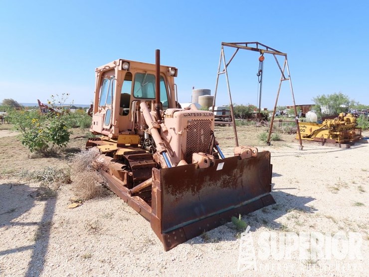 caterpillar-d6-image-2