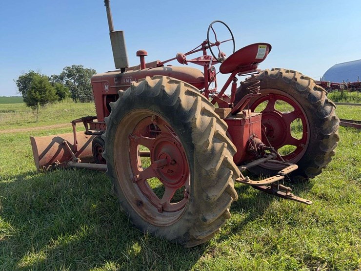 farmall-m-with-servis-blade-image-18