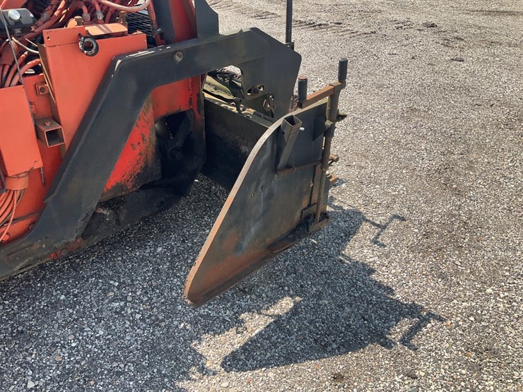 #1675-•-leeboy-tracked-asphalt-paver-image-28