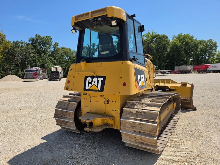 2016-caterpillar-d6k2-lgp-image-8