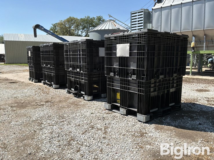 buckhorn-5745330fr0-bulk-seed-boxes-image-1