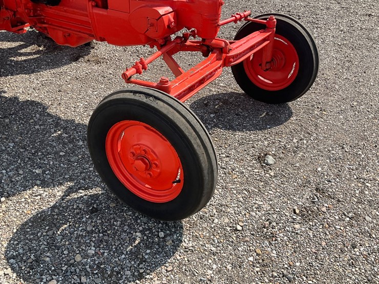 #6036-•-1954-case-sc-tractor-image-11
