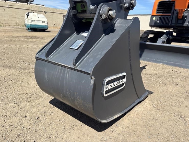 2023-develon-dx85r-3-hydraulic-excavator-image-13