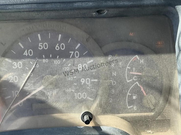 2006-mitsubishi-fuso-fe180-image-17
