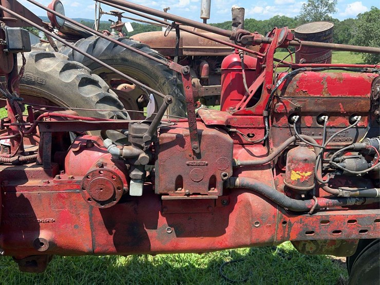 1954-farmall-super-h-image-24