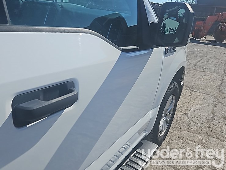 2016-ford-f150-image-28