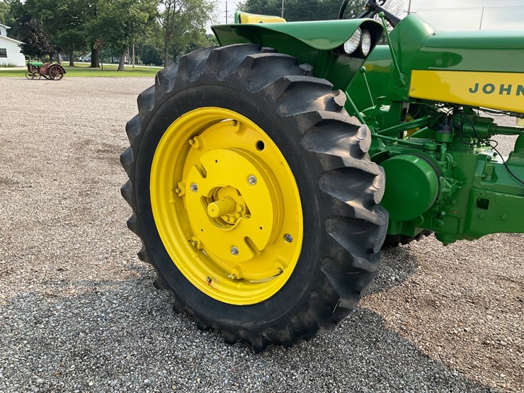 1959-john-deere-630-image-12