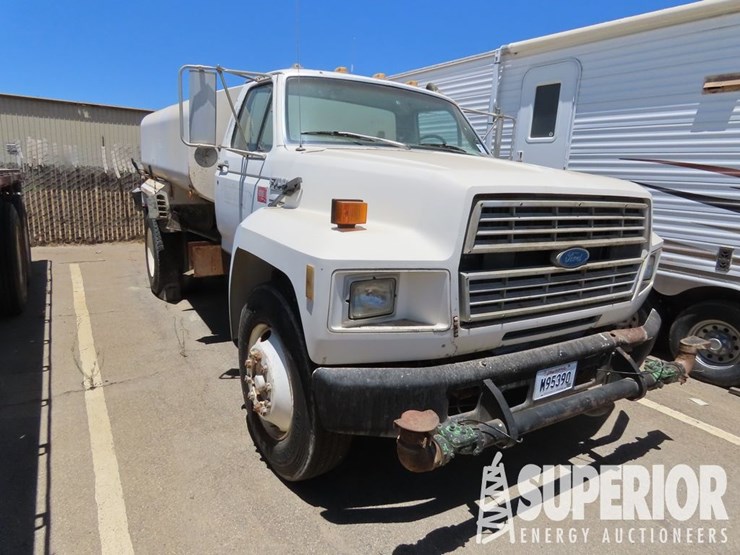 1994-ford-f700-image-2
