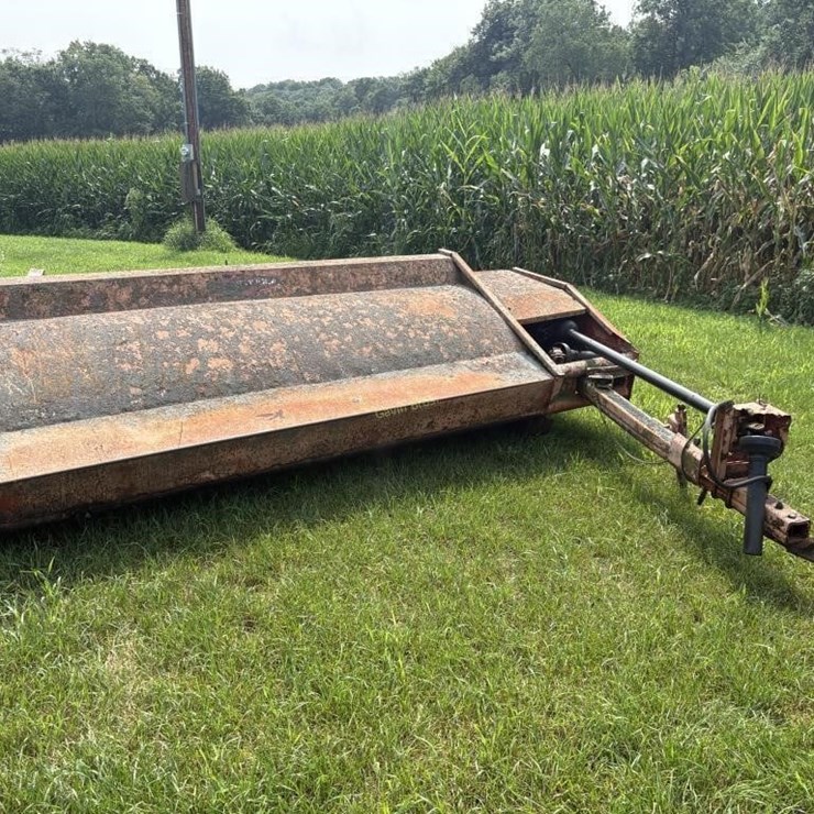 AVCO-New Idea 9-Foot Flail Mower