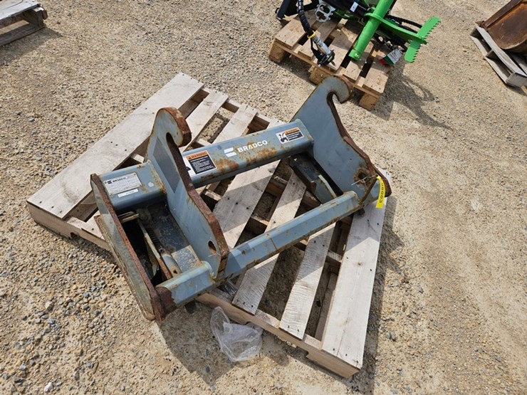 #47-•-2011-wacker-bradco-179086-adaptor-plate-image-3