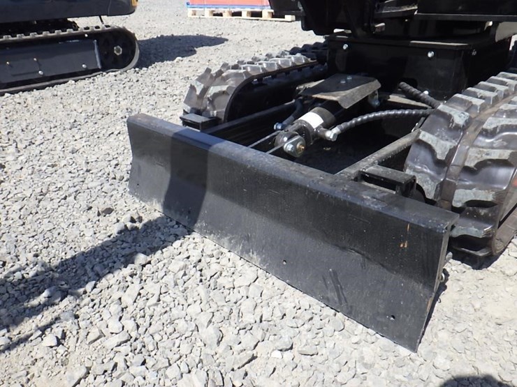 2026-vicsec-18flc-hydraulic-excavator-image-9