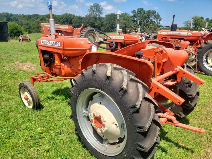 1961-allis-chalmers-d10-image-3