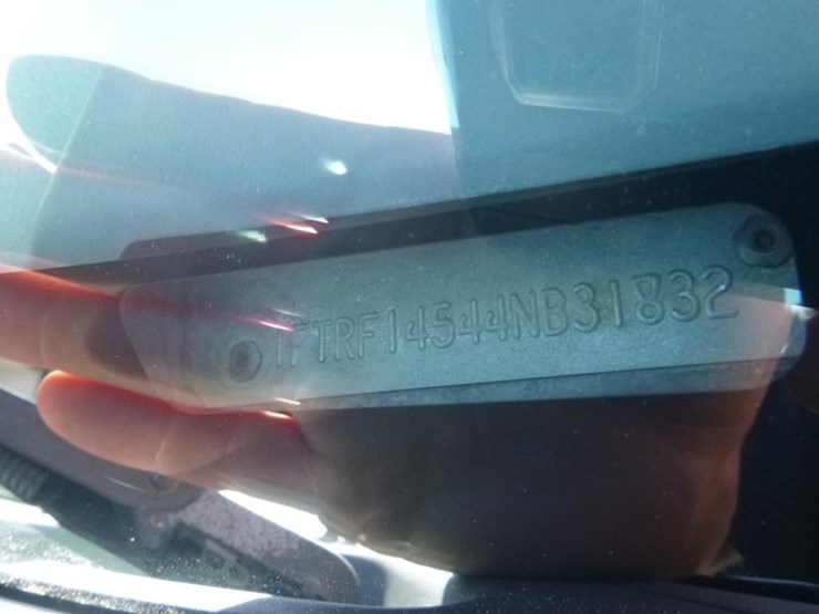 2004-ford-f150-image-13