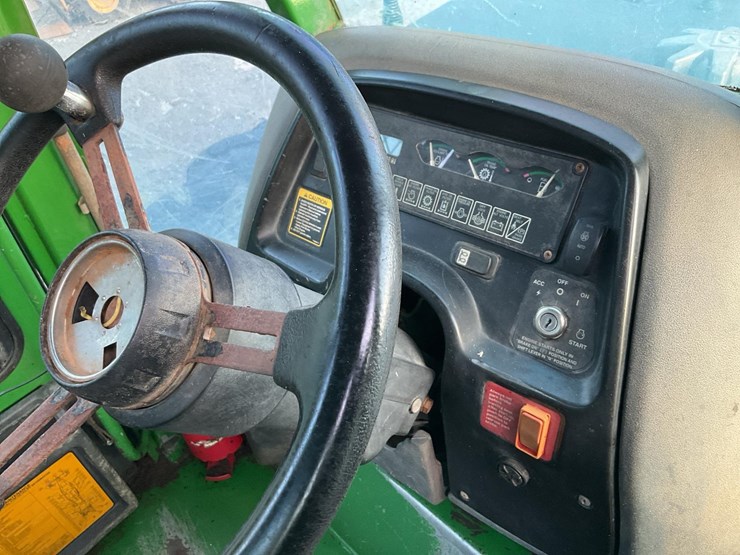 2006-deere-648g-iii-image-22