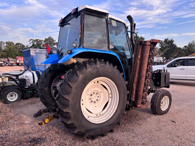 new-holland-ts100-image-3
