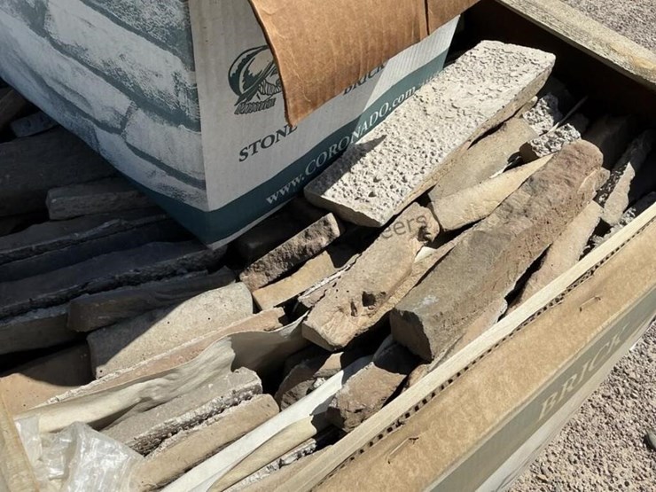 crate-of-stone-veneer-image-3