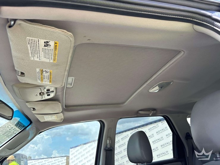 2005-ford-escape-image-22