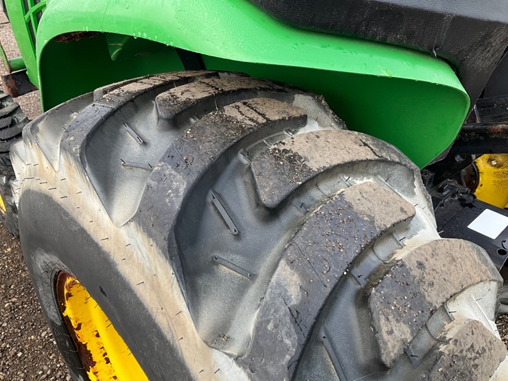john-deere-3038e-image-20