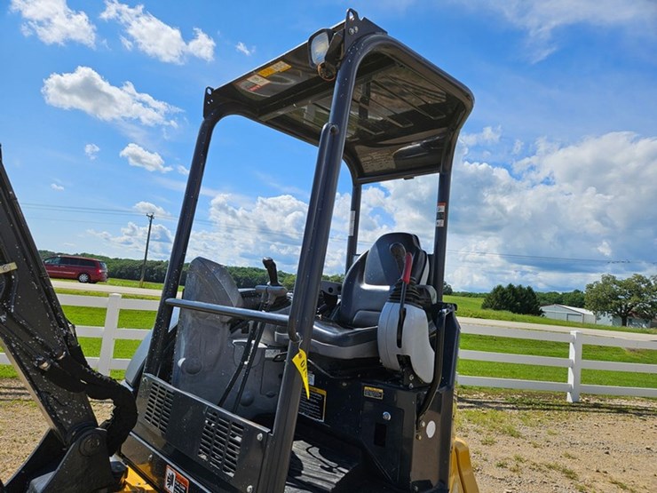 deere-35g-image-39