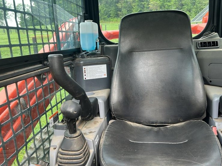 2023-kubota-svl75-2-image-47