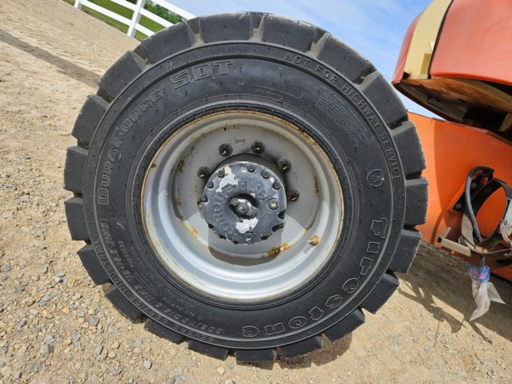 #89-•-jlg-460si-basket-lift-image-40