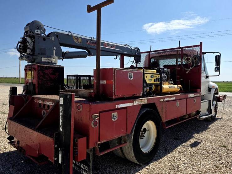 2016-international-durastar-4300-image-5