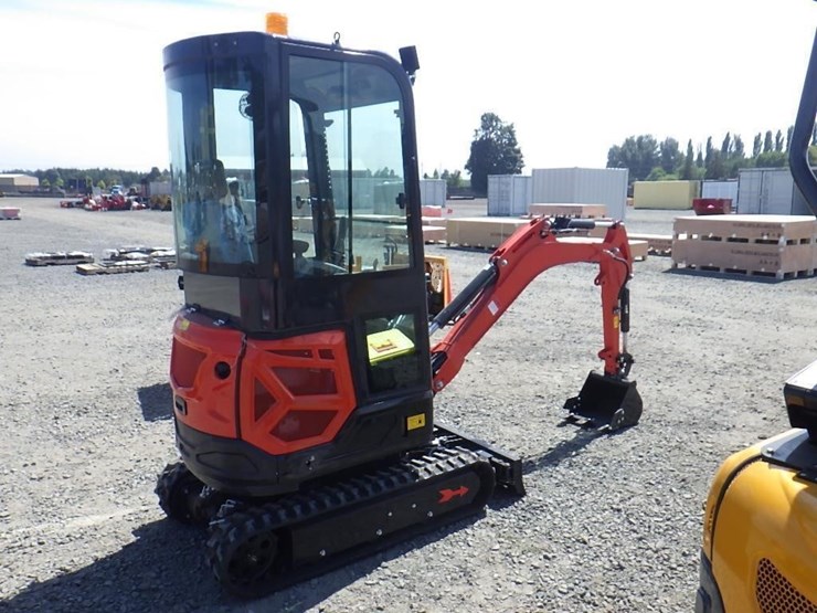 2026-vicsec-18flc-hydraulic-excavator-image-3