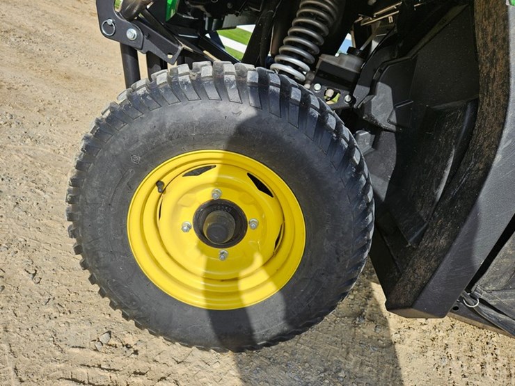 john-deere-gator-image-38