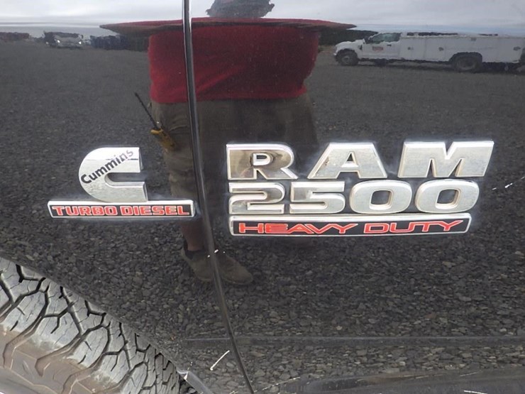 2017-dodge-2500-image-11