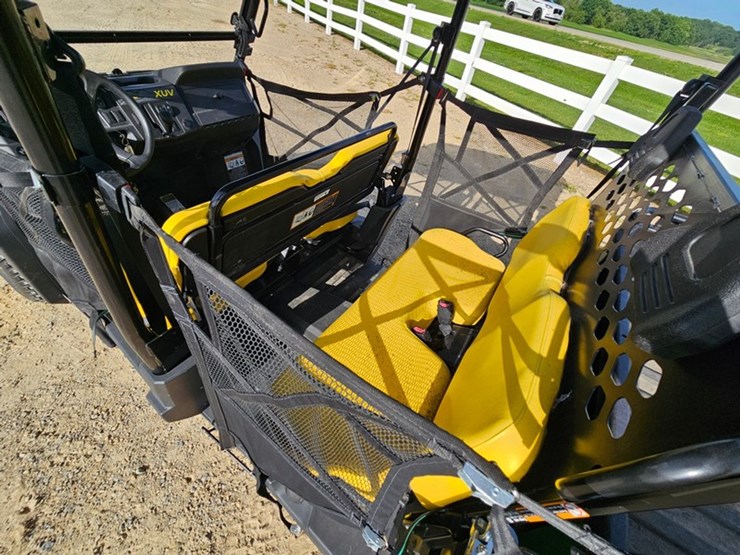 john-deere-gator-image-18