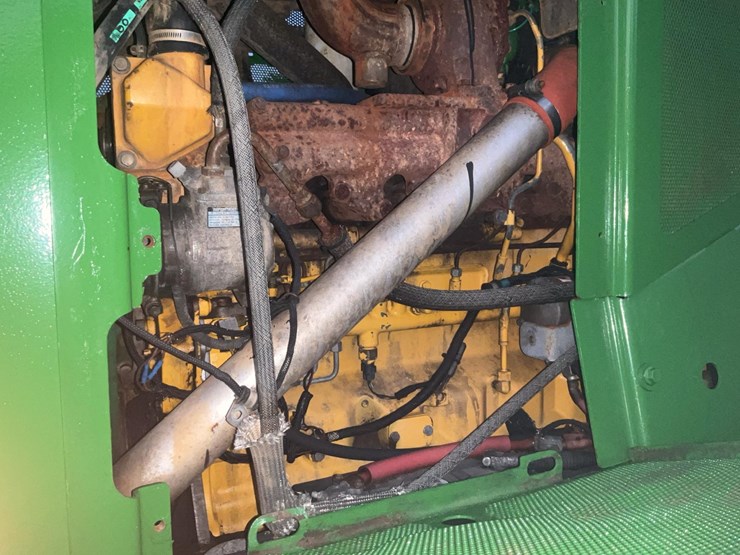 2006-deere-648g-iii-image-10