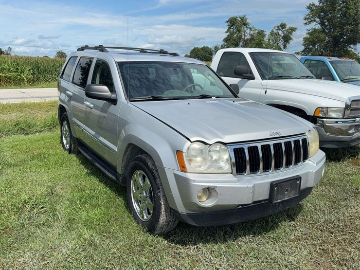 2005-jeep-grand-cherokee-image-2