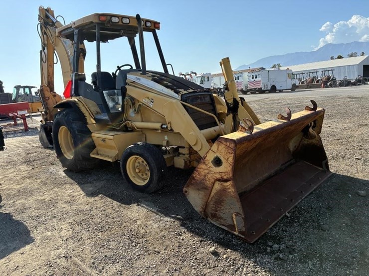 2000-caterpillar-436c-image-2