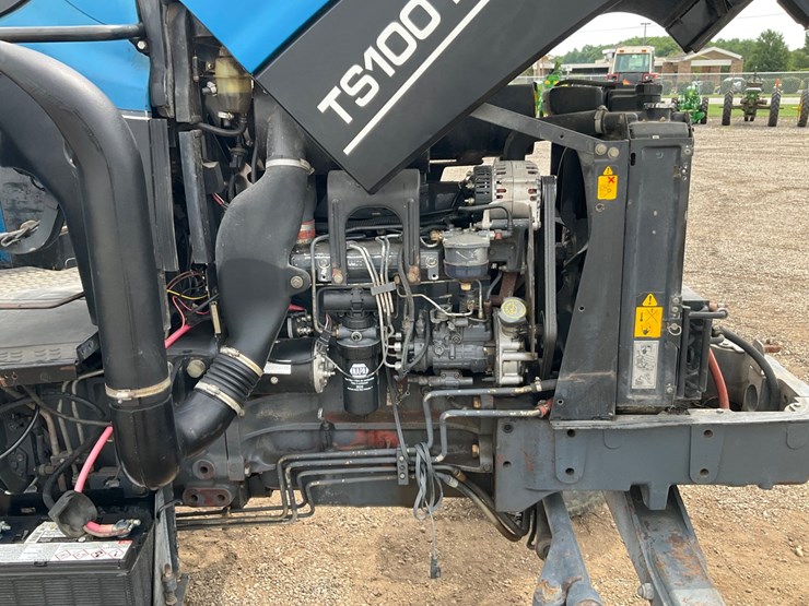 new-holland-ts100-image-53