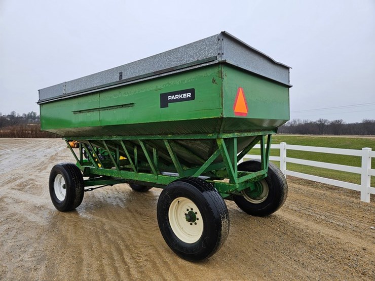 #109-•-parker-gravity-wagon-&-gear-image-3