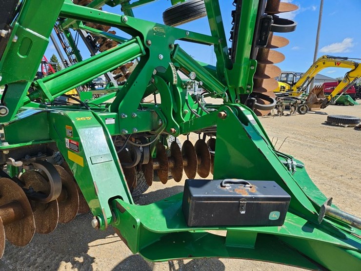 john-deere-2623vt-image-15