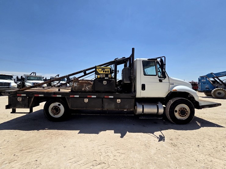 2015-international-durastar-4300-image-4
