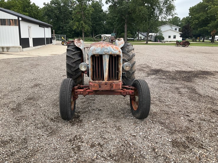 1955-fordson-major-image-8