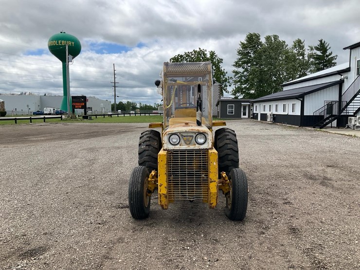 massey-ferguson-2500-image-4