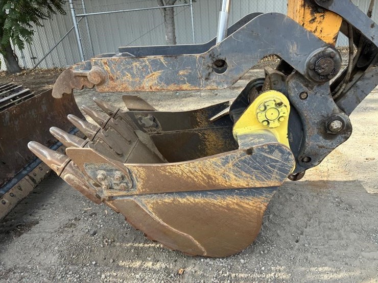 2022-xcmg-xe155ucr-hydraulic-excavator-image-9