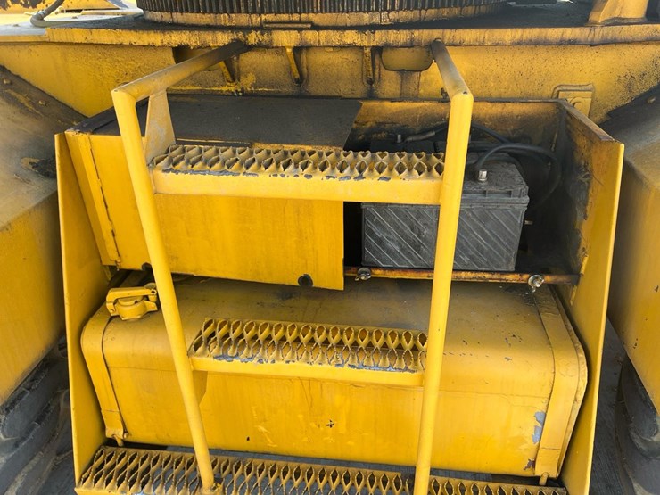 #134-•-1977-grover-rt620s-rough-terrain-crane-image-11
