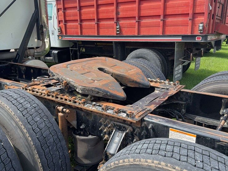 2013-mack-semi-model:-600cxu,-812,000-miles,-445hp,-11r22.5-tires,-semi-has-been-deleted-(no-def),-vin#-1m1aw07y4dm028607-image-16