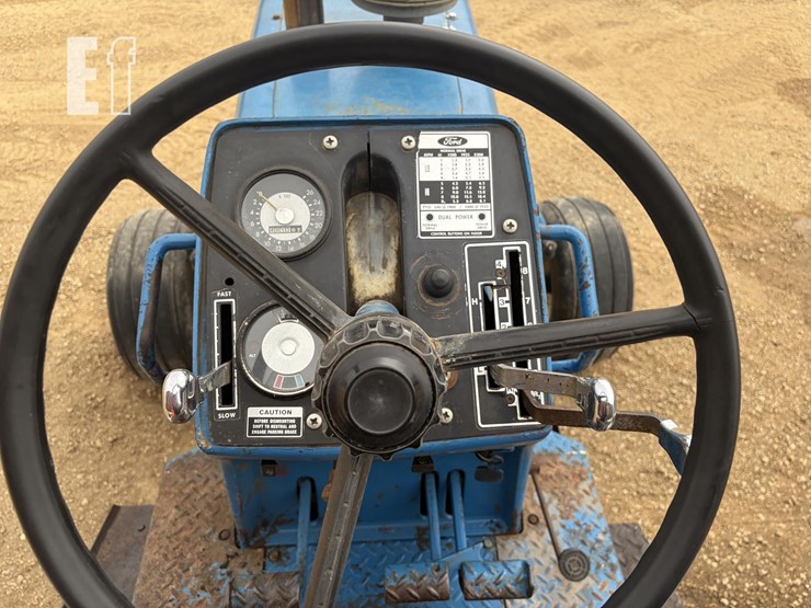 ford-8000-image-18
