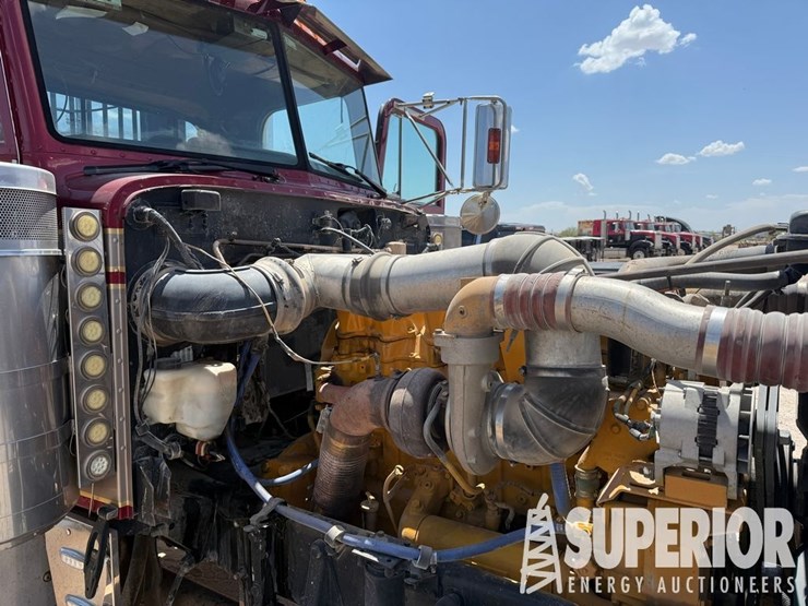 1996-peterbilt-379-image-6